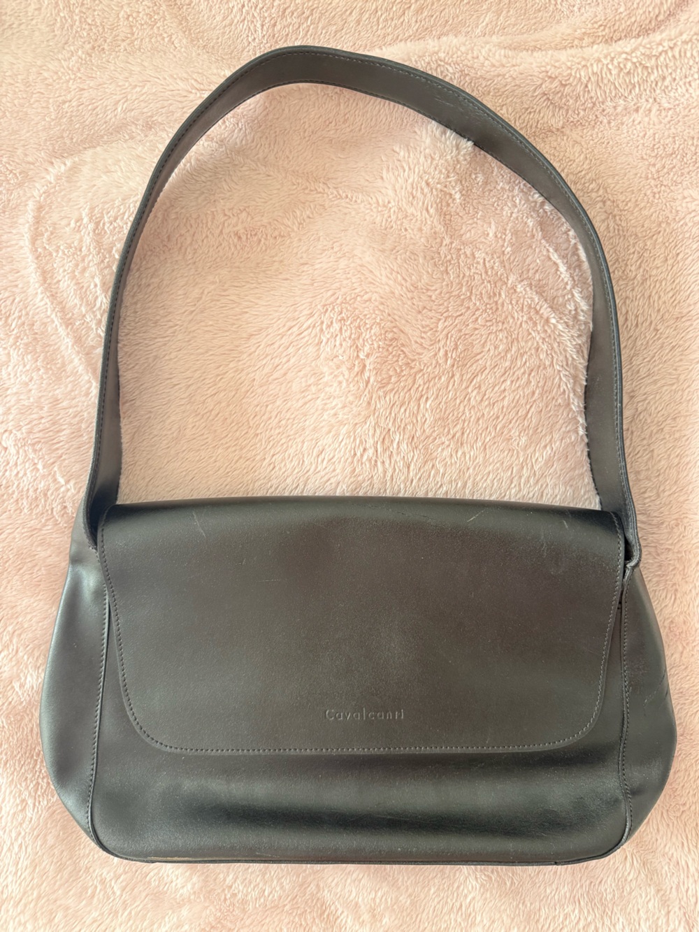 Cavalcanti Smooth Leather Shoulder Bag in Black